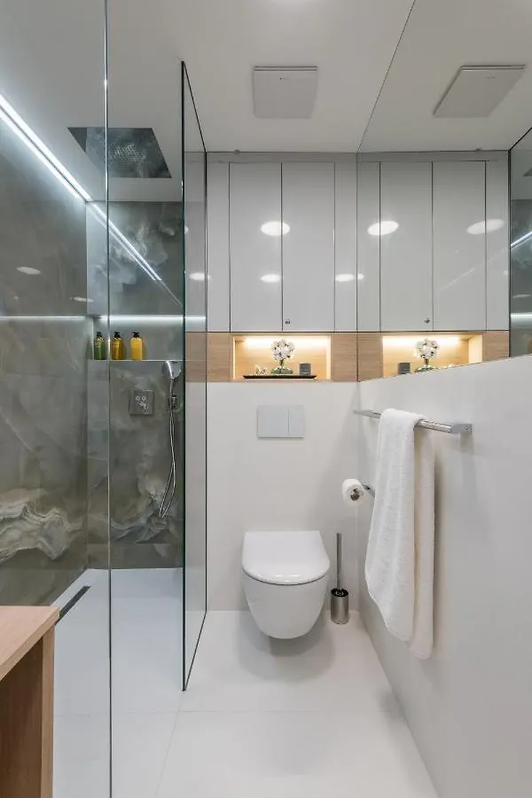 Apartament Fully Renovated Stylish Duplex In A Convenient Location Praga 0*,  Czechy